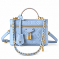 Louis Vuitton Classic Sleek Flat Crossbody Bag 19x11.5x6.5cm
