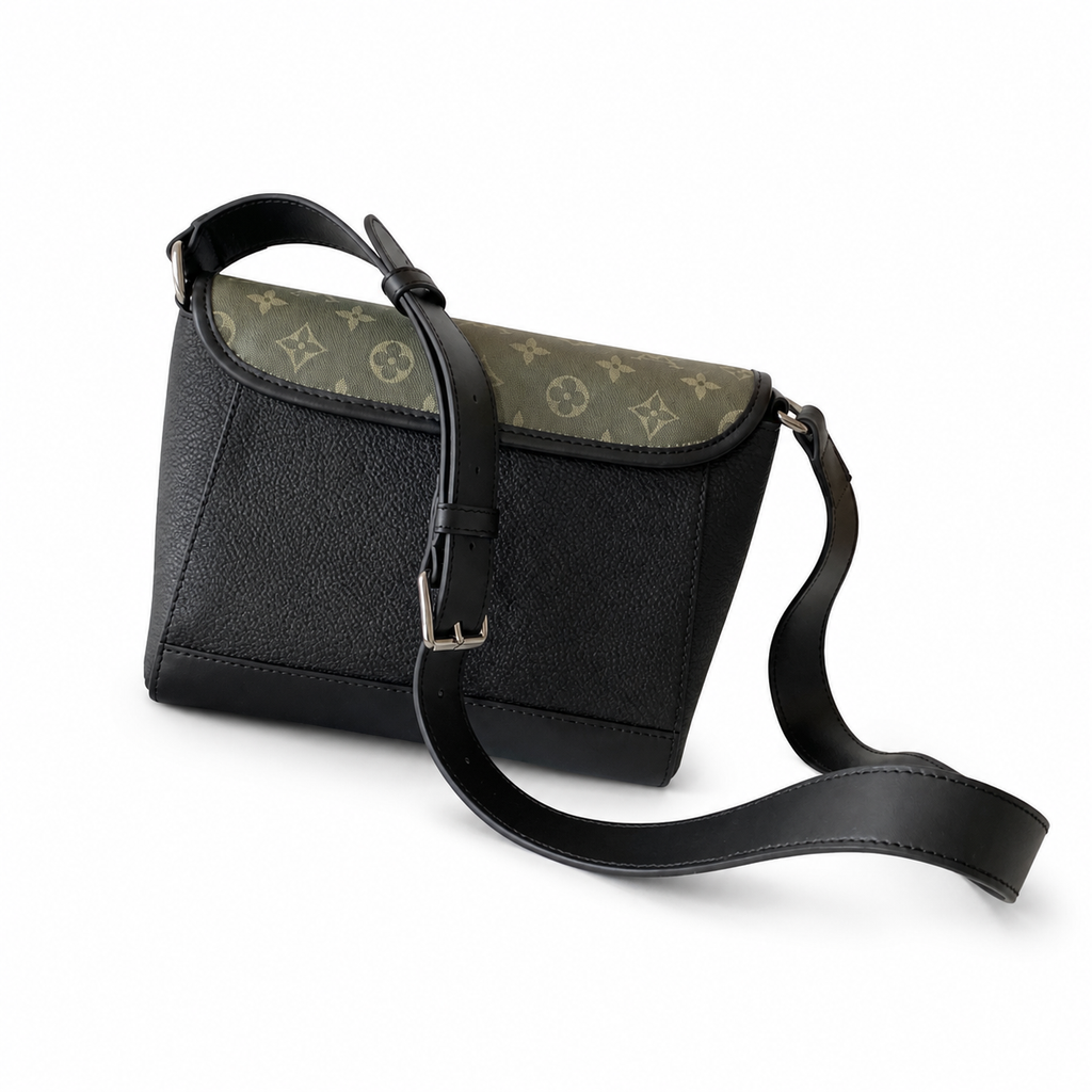 Louis Vuitton LV Monogram Crossbody Camera Bag | 26.6×17×11cm Luxury Handbag