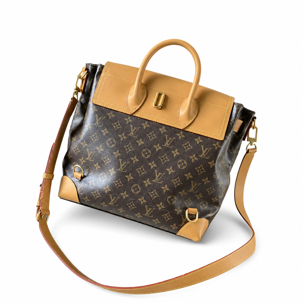 Louis Vuitton Classic Perfect Square Statement Crossbody Bag 33×32×14cm