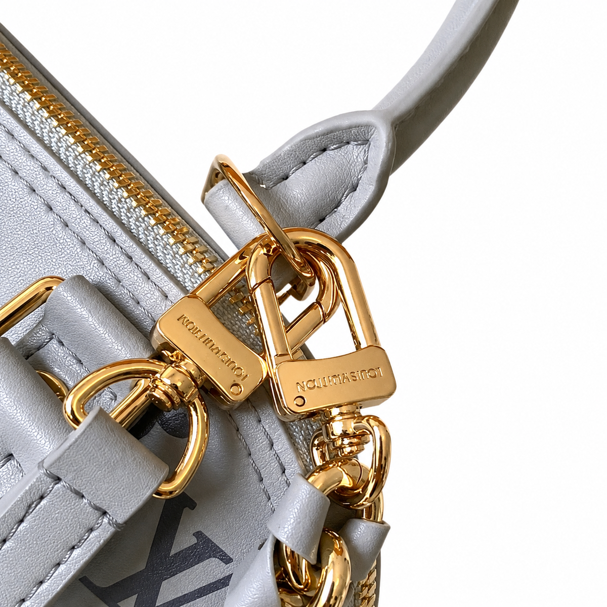 Louis Vuitton Classic Balanced Volume Crossbody Bag 23.5x17.5x11.5cm — Premier Edition
