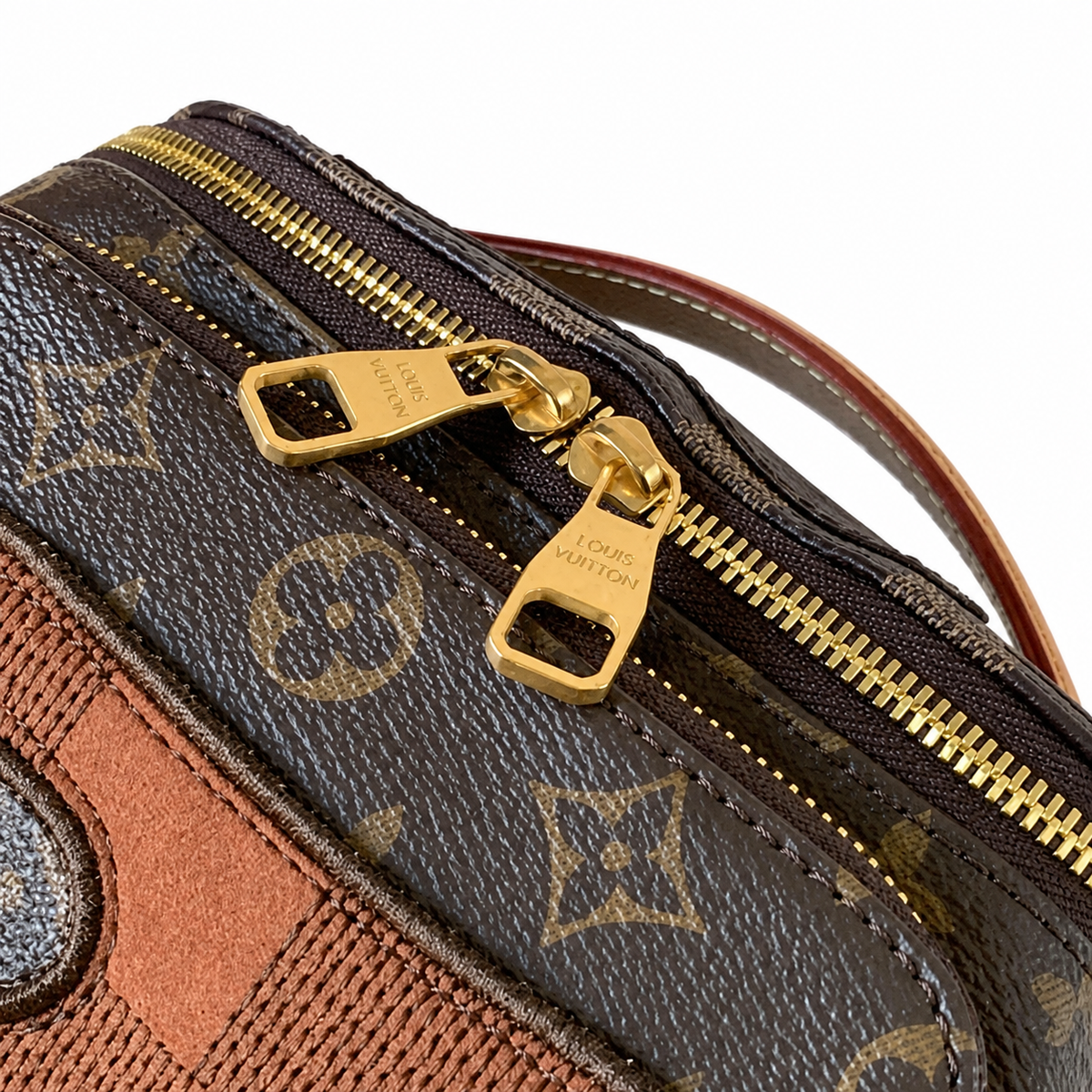 Louis Vuitton Classic Slim Elongated Crossbody Bag 30×15×8cm