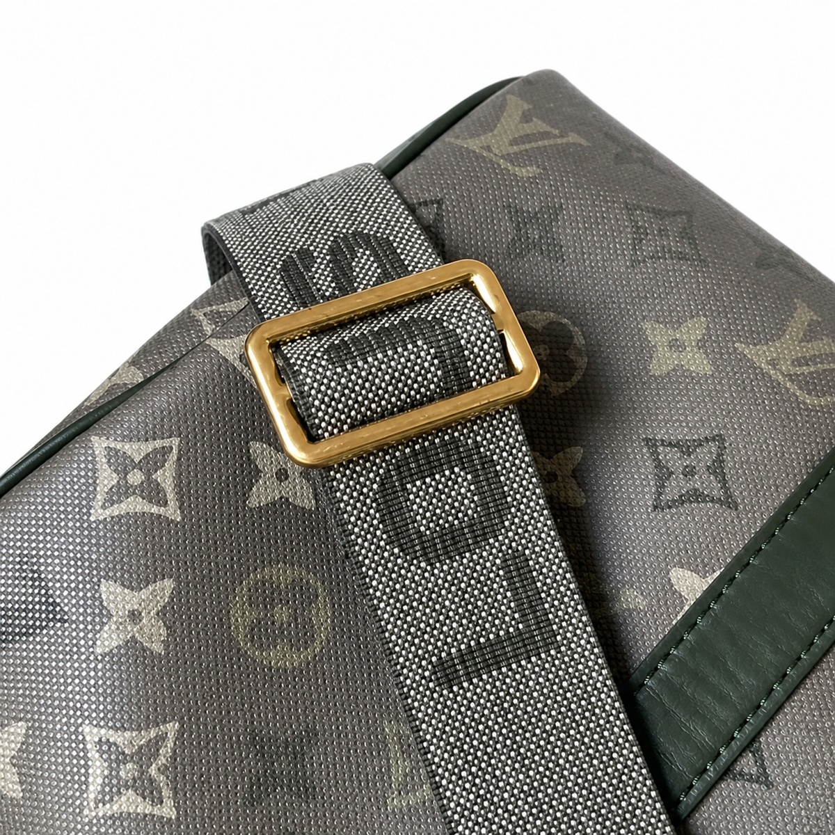 Louis Vuitton Classic Large Deep Crossbody Bag 34×21×16cm