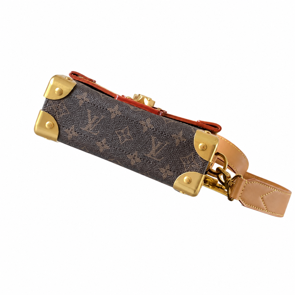 Louis Vuitton Classic Refined Square Crossbody Bag 19x15x7cm