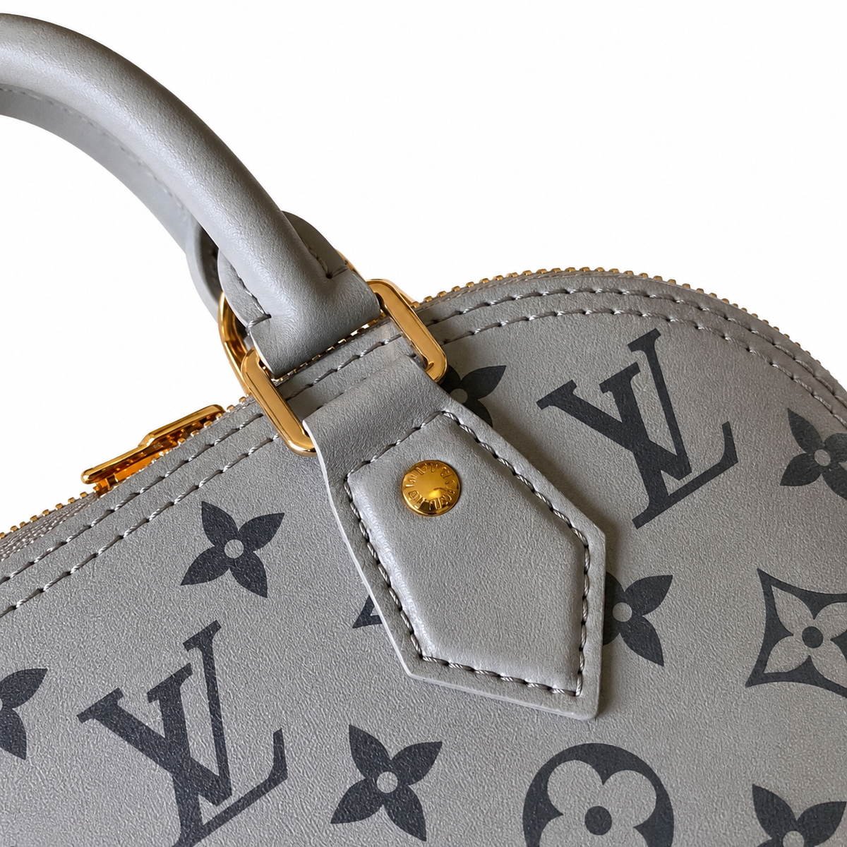 Louis Vuitton Classic Balanced Volume Crossbody Bag 23.5x17.5x11.5cm — Premier Edition