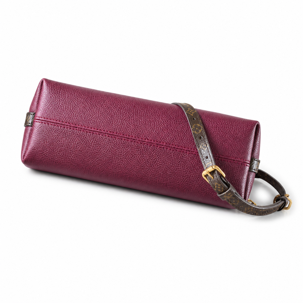 Louis Vuitton Classic Signature Square Shoulder Bag 30x26x10cm