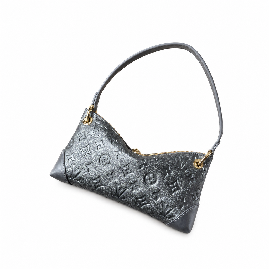 Louis Vuitton Classic Ultra-Flat Wide Crossbody Bag 23x13x5cm