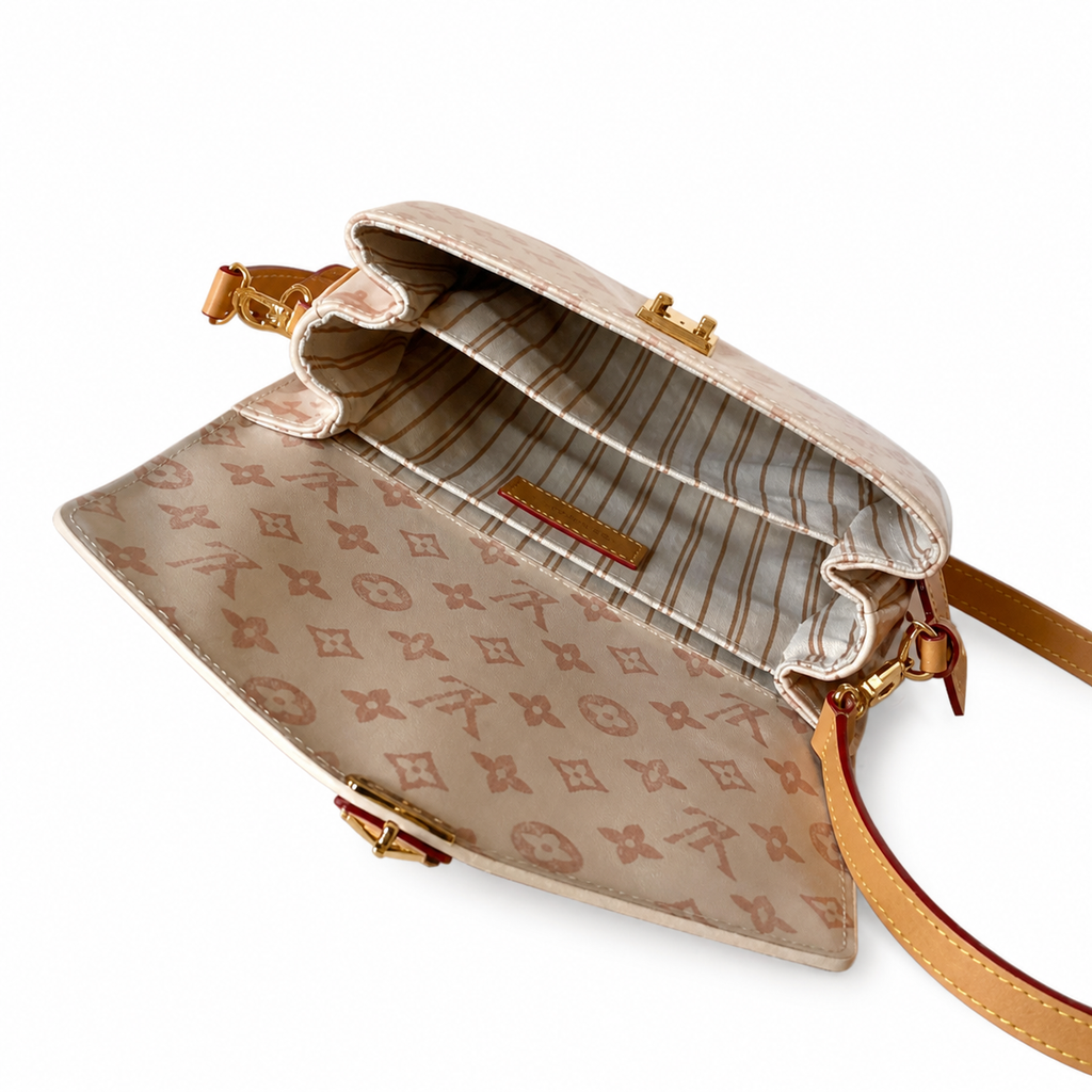 Louis Vuitton Classic Refined Crossbody Bag 25×19×9cm
