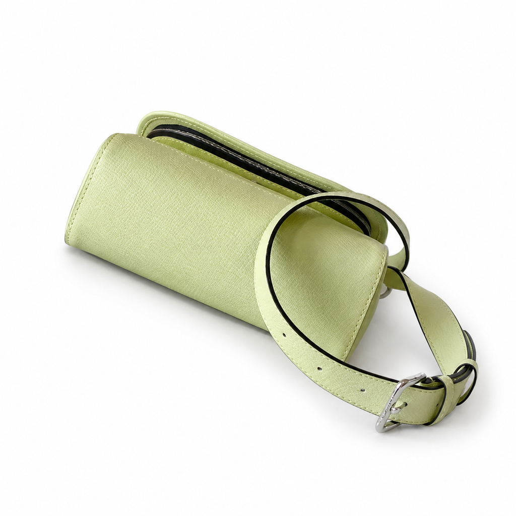 Louis Vuitton Classic Wide Crossbody Bag 26.6×17×11cm