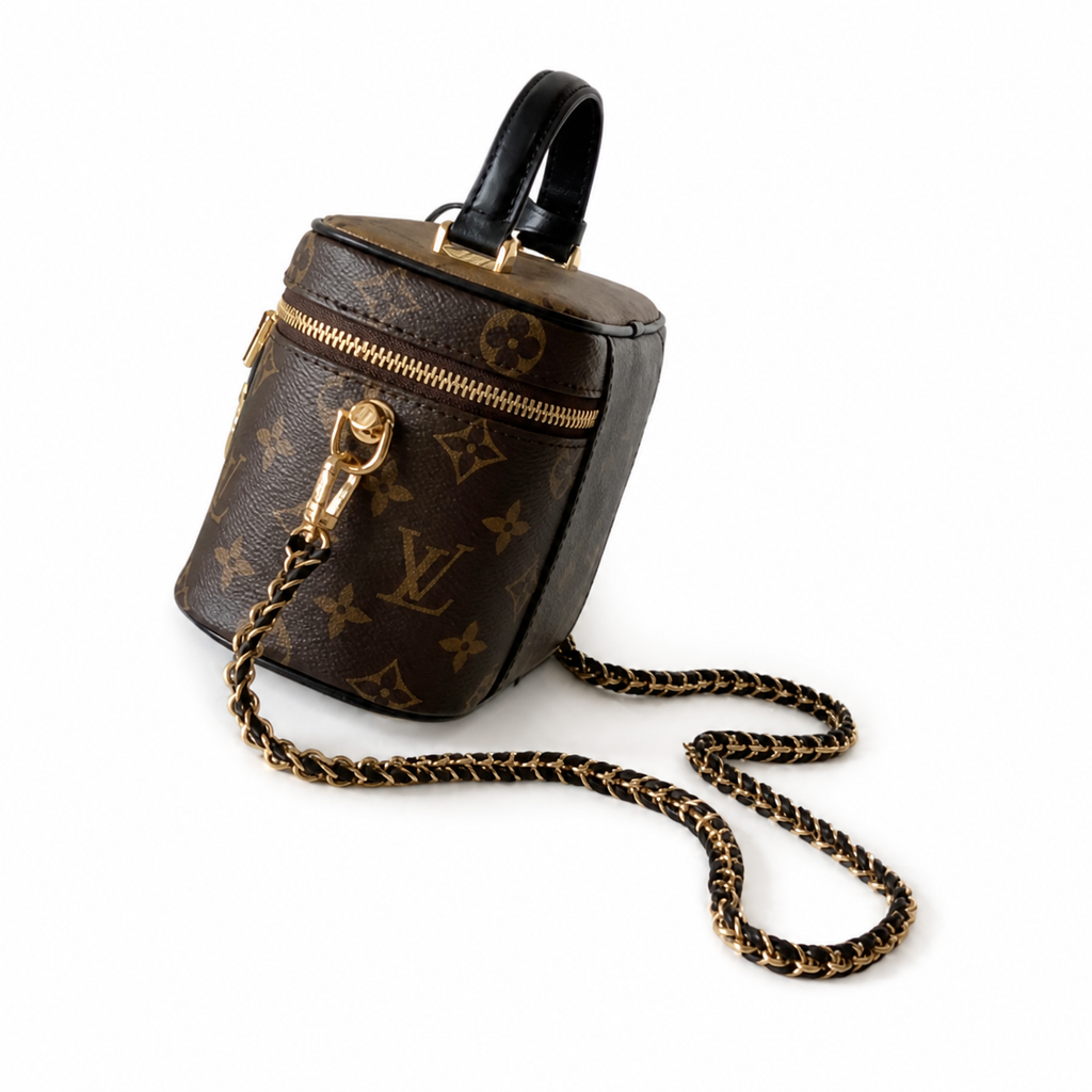 Louis Vuitton Classic Petite Vertical Crossbody Bag 14×19×10cm