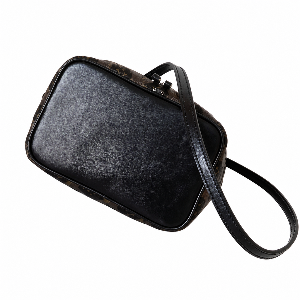 Louis Vuitton Classic Balanced Crossbody Bag 22×17.5×13cm