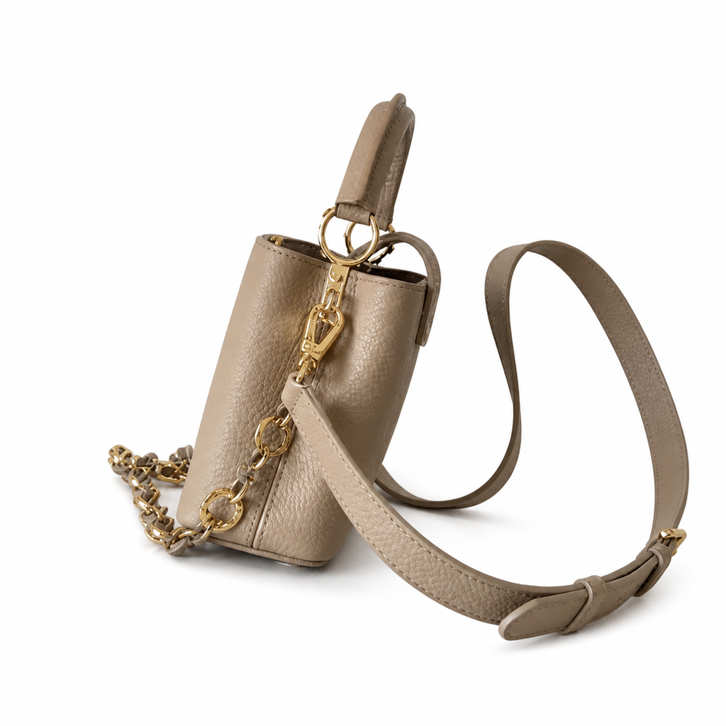 Louis Vuitton Classic Ultra-Prestige Mini Crossbody Bag 21×12×8cm