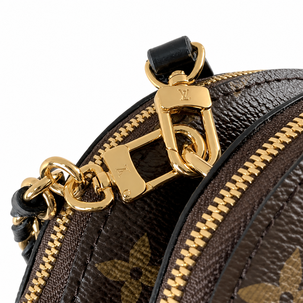 Louis Vuitton Classic Slender Vertical Crossbody Bag 15×7×21cm