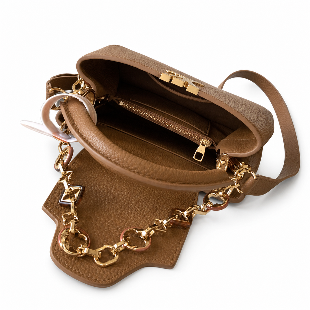 Louis Vuitton Classic Mini Crossbody Bag 22×12×8cm