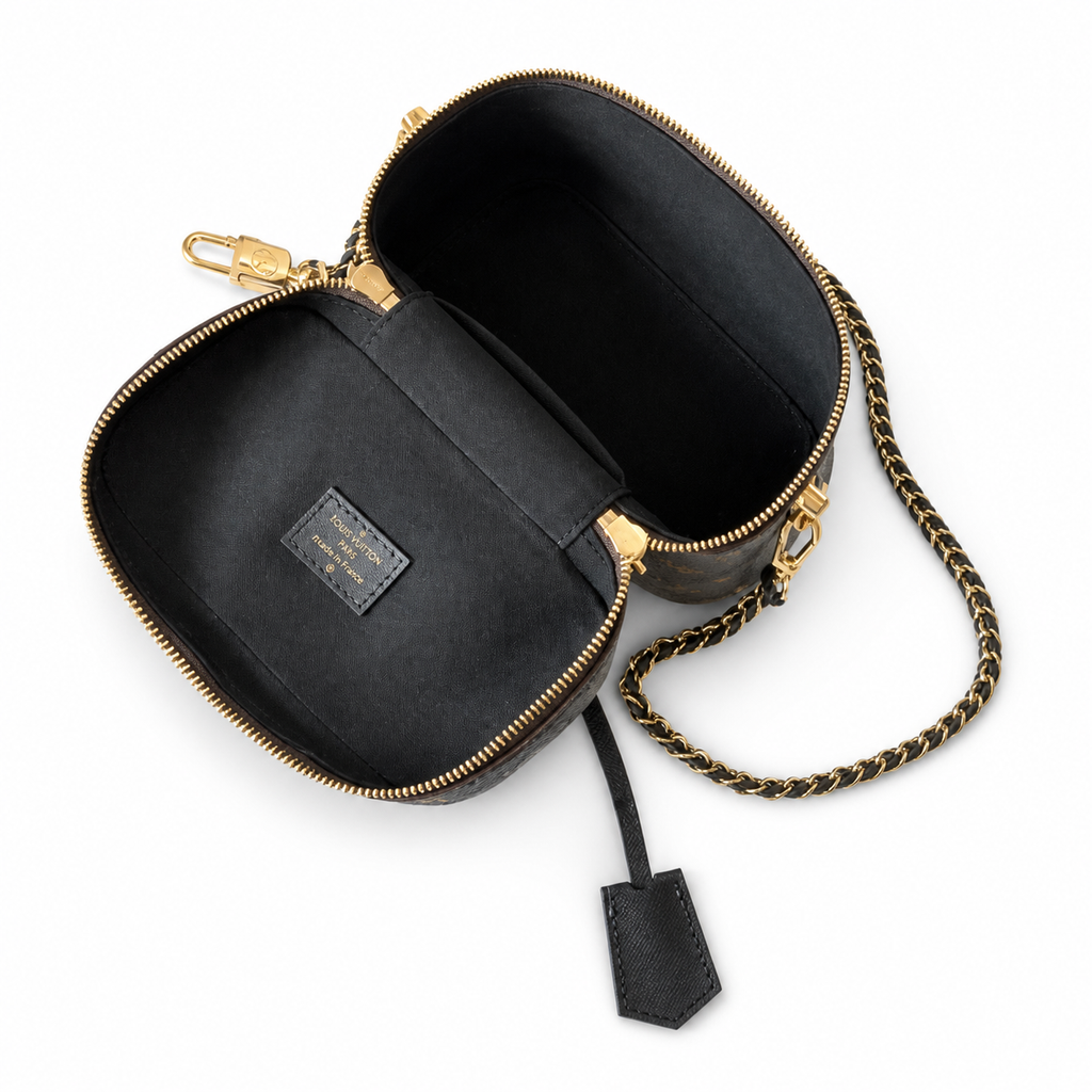 Louis Vuitton Classic Petite Vertical Crossbody Bag 14×19×10cm