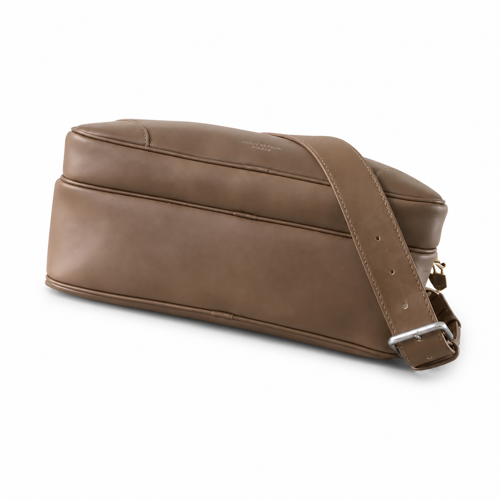 Louis Vuitton Classic Crossbody Bag 37×26×19cm