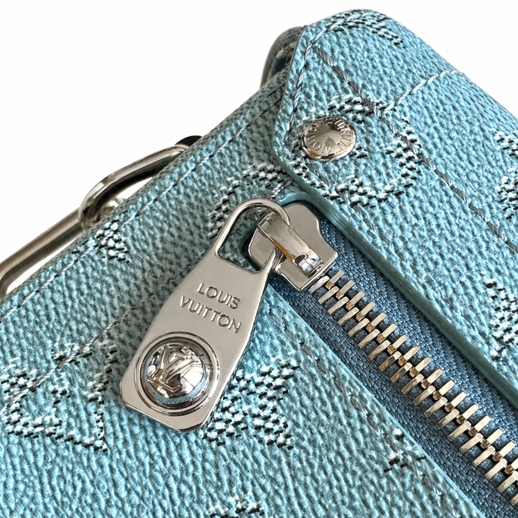 LV Style Flat Crossbody Bag | 19×15×7cm | Luxury Designer Inspired Envelope Shoulder Bag