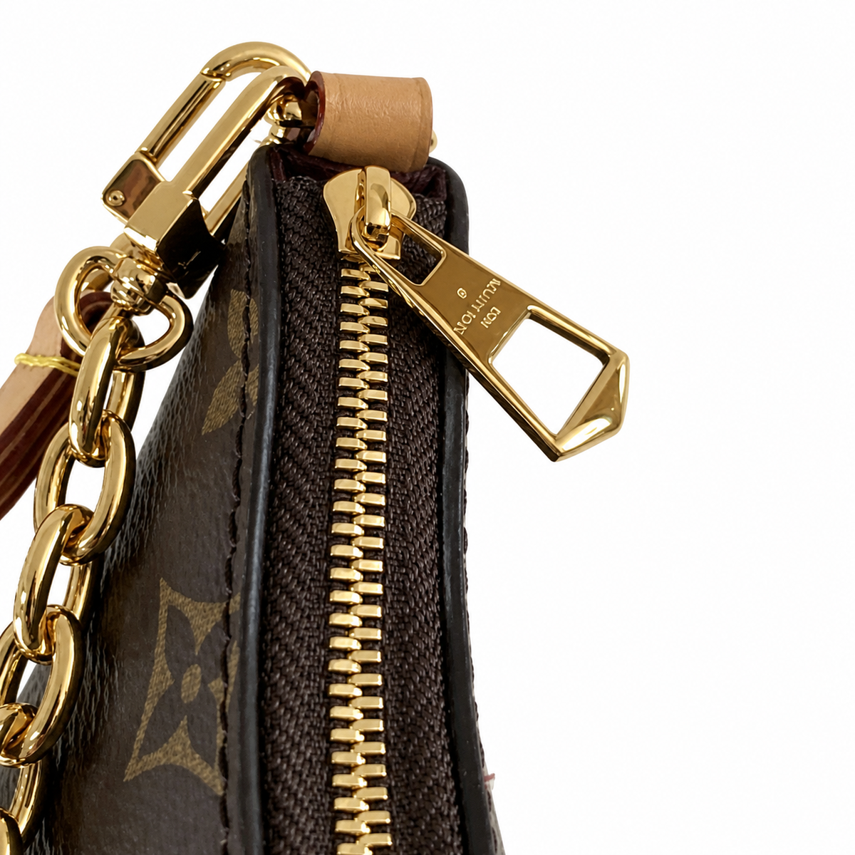 Louis Vuitton Classic Compact Vertical Crossbody Bag 13×8×19cm