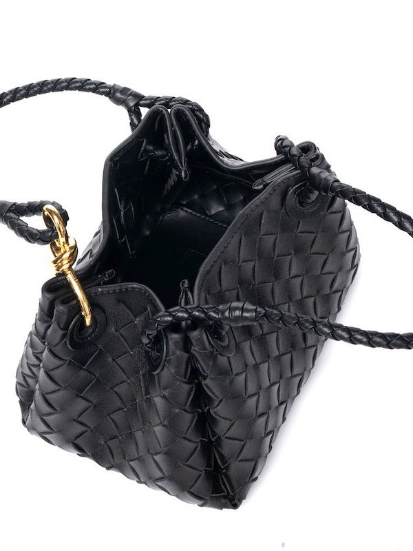 Elegant Women's Handbag – Modern Minimalist Shoulder Bag